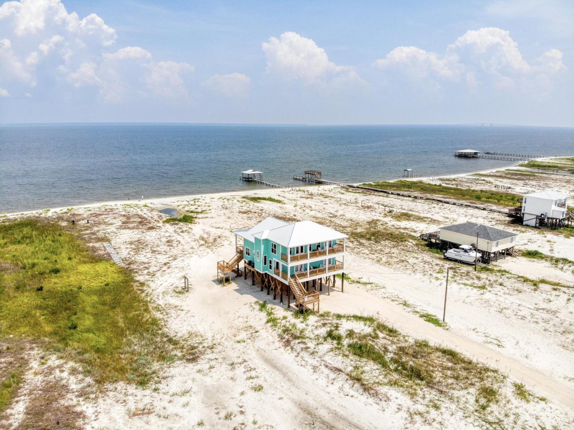 Salty Seahorse - Waterfront! Pet Friendly! Game Room, Pool Table, Beautiful Views - Room For The Whole Family Home Дофин Айлънд Екстериор снимка
