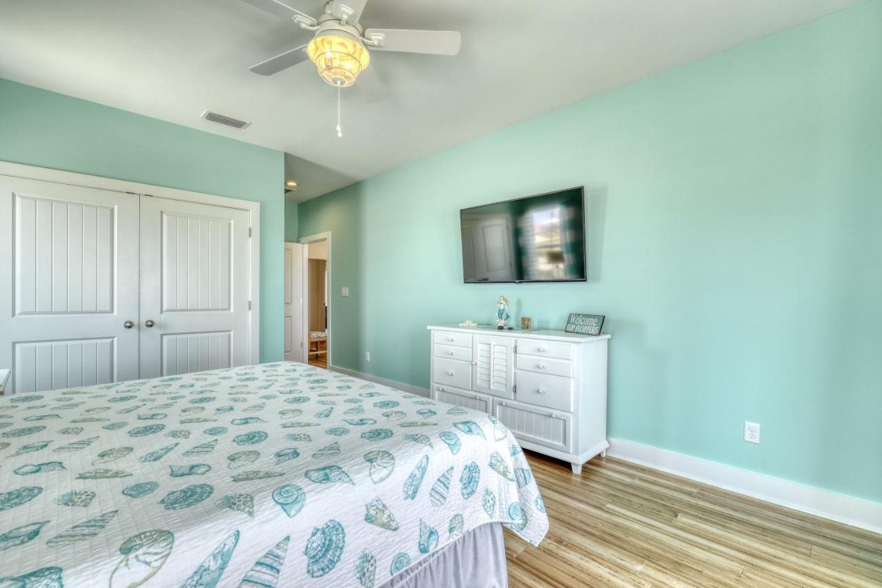 Salty Seahorse - Waterfront! Pet Friendly! Game Room, Pool Table, Beautiful Views - Room For The Whole Family Home Дофин Айлънд Екстериор снимка